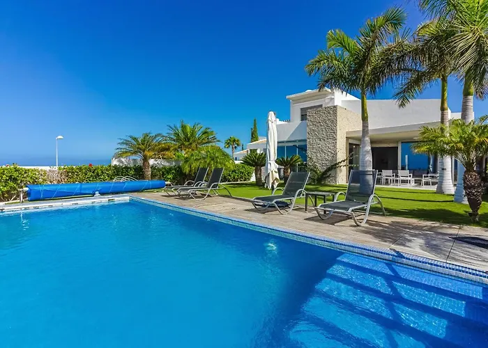 Villa Eleonora, Luxury With Heated Pool Ocean View In Adeje, Tenerife
