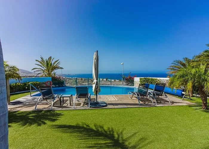 Villa Eleonora, Luxury With Heated Pool Ocean View In Adeje, Tenerife *