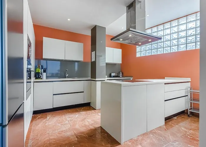 Eleonora, Luxury With Heated Pool Ocean View In Adeje, Tenerife Villa Costa Adeje (Tenerife)