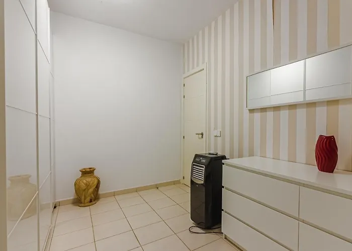 Eleonora, Luxury With Heated Pool Ocean View In Adeje, Tenerife Villa