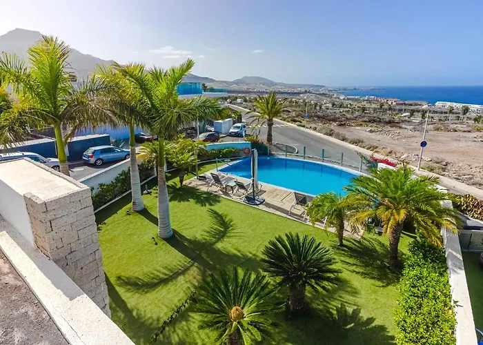Villa Eleonora, Luxury With Heated Pool Ocean View In Adeje, Tenerife *