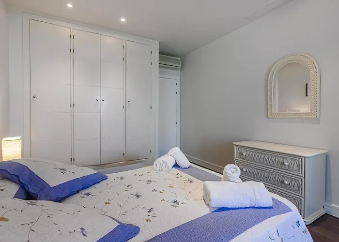 Eleonora, Luxury With Heated Pool Ocean View In Adeje, Tenerife Villa *