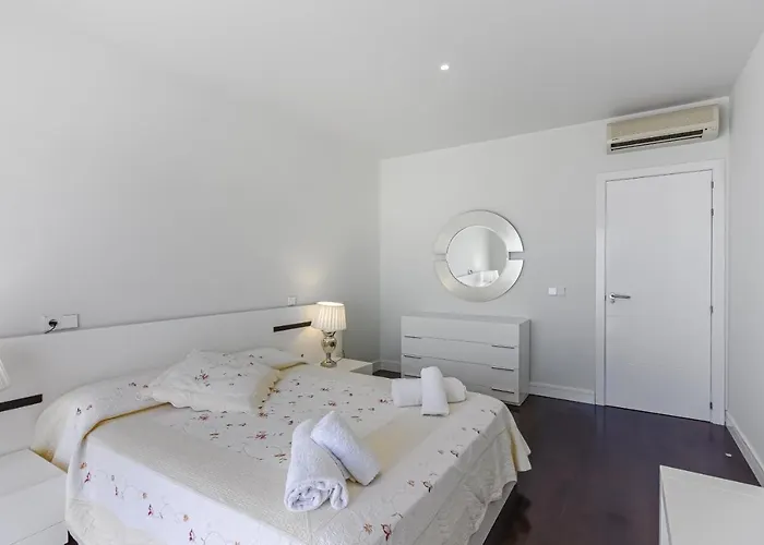 Villa Eleonora, Luxury With Heated Pool Ocean View In Adeje, Tenerife