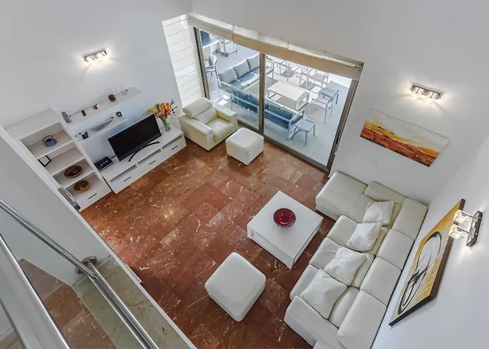 Eleonora, Luxury With Heated Pool Ocean View In Adeje, Tenerife Villa