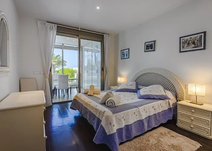 Eleonora, Luxury With Heated Pool Ocean View In Adeje, Tenerife Villa
